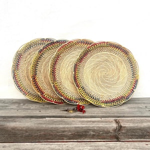Banana Leaf Charger Plates - Set of 4 - Natural Fiber Placemats
