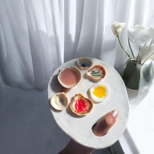 Personalized Seashell Paint Palette | Custom Mermaid Artist Tray with Name, Ocean Inspired Watercolor Mixing Palette, Unique Coastal Art Gif