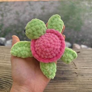 Mini Crochet Turtle