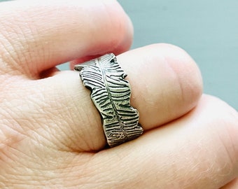 sterling silver feather ring . secret message ring . ready to ship size 7