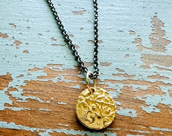 14k gold Tudor rose pendant necklace . history inspired jewelry . ready to ship gift by peaces of indigo