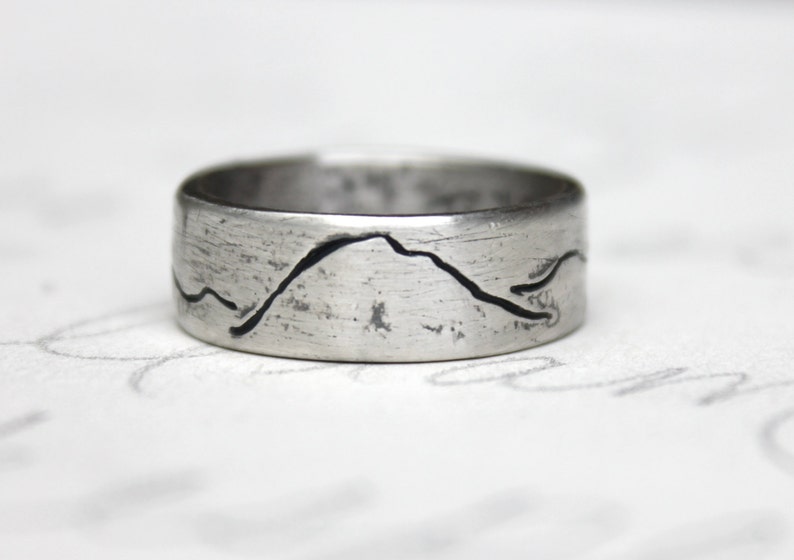 rustic mountain wedding band ring . engraved sterling silver mountain landscape band by peacesofindigo . size 4 5 6 7 8 9 10 11 12 image 3