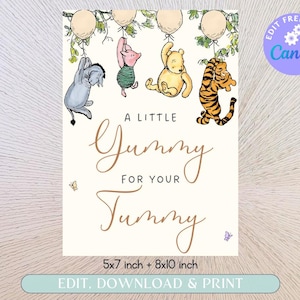 Może przedstawiać: Drukowane zaproszenie na baby shower w stylu Kubusia Puchatka z jasnobrązowym tłem. Zaproszenie przedstawia Kubusia Puchatka i jego przyjaci&oacute;ł Tygryska, Prosiaczka i Kłapouchego wiszących na balonach. Tekst brzmi "A Little Yummy for Your Tummy" i zawiera rozmiary 5x7 cali i 8x10 cali. Tekst "EDIT, DOWNLOAD & PRINT" znajduje się na dole zaproszenia.