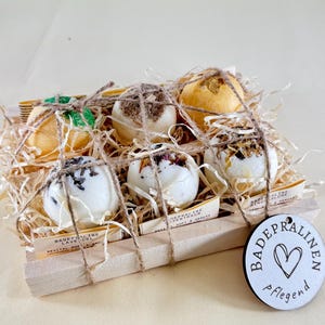 Badepraline Badekugel Badetrüffel mit Blüten