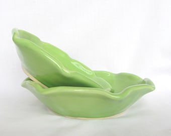 Serving Bowl Set  Bright Apple Green with Ruffled Edges