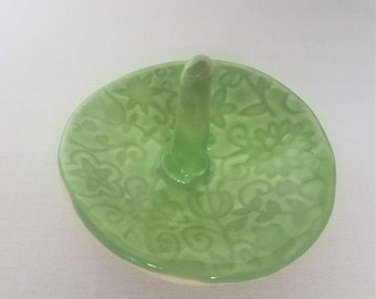 Lime Green Embossed Ceramic Ring Holder