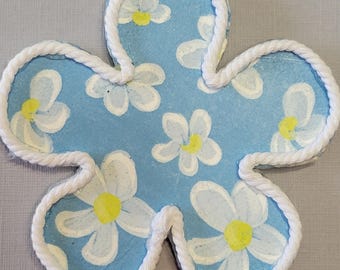 Blue and White Flower Magnet, Floral Refrigerator Magnet, Handmade Wooden Flower Magnet. Spring/Summer Kitchen Decor, Farmhouse Floral Gift