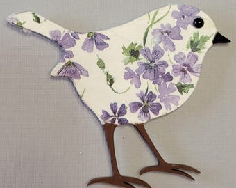 Shabby Chic Robin Bird Magnet, Violet Flowered Bird Magnet, Handmade Refrigerator Magnet,  Spring Summer Bird Decor, Farmhouse Kitchen Decor
