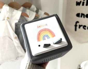 Toniebox Schutzfolie Mit Glitzer – Regenbogen & Blumen Design, Wasserabweisend, Made In Germany