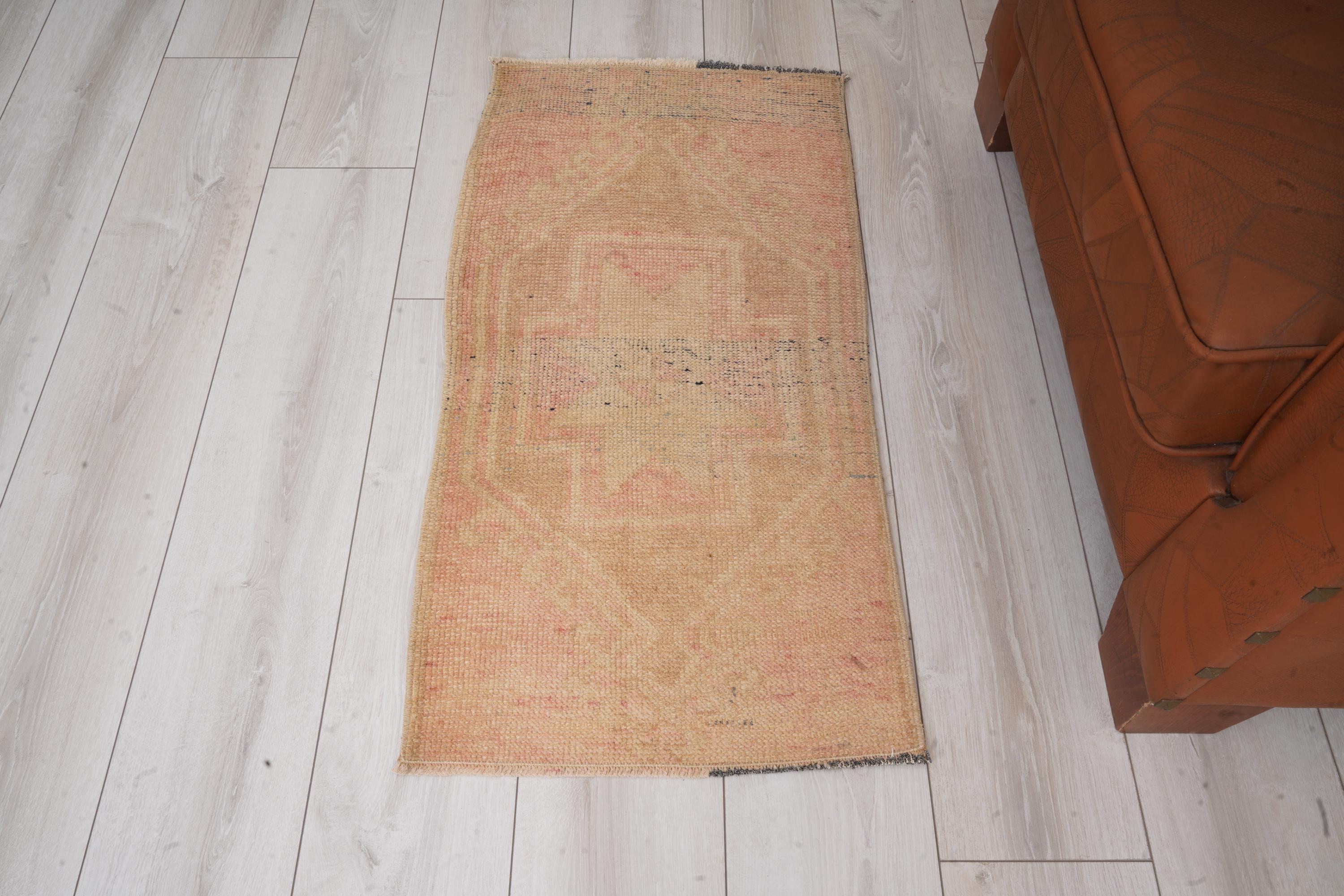 Vintage Turkish Rug,2x3 Door Mat Rug,vintage Mini Rug,oushak Rug