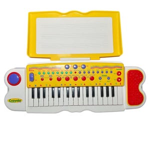 RARE Vintage 1998 Binney & Smith Electronic Keyboard Toy Piano