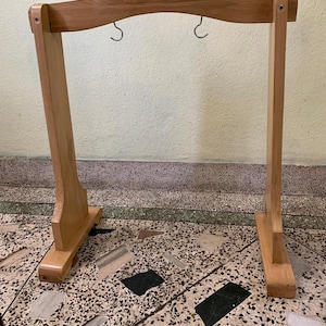 Support pour gong (bois de frêne)
