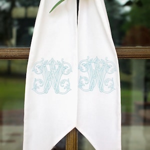 Monogram Vintage Vinranke Krans Skärp | Hempresenter | Bröllopspresenter | Grandmillenial Hem
