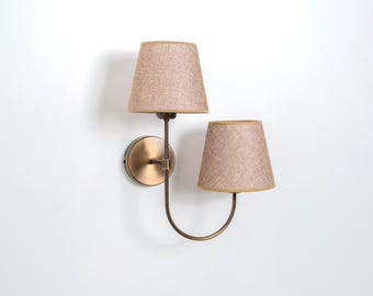 Einzigartige Wandleuchte für Wohnzimmer, Wandleuchte aus gealtertem Messing, moderne Bauernhaus-Doppelleuchte, Leinenschirm-Wandleuchte, Vintage Wohnkultur-Leuchte