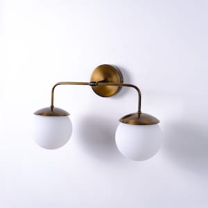 Aplique de pared moderno para tocador, aplique de globo para interiores, lámpara de pared minimalista contemporánea, aplique vintage para decoración del hogar, aplique de pared de globo de vidrio