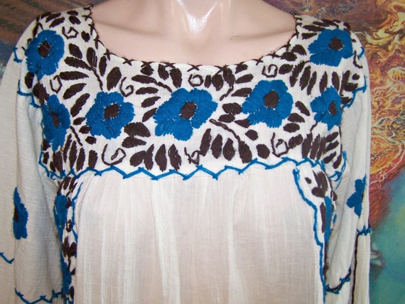 white gauze flowers embroidered dress