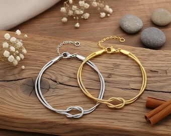 Love Knot Couples Bracelet – Silver or Gold Finish – Adjustable Matching Bracelet Set