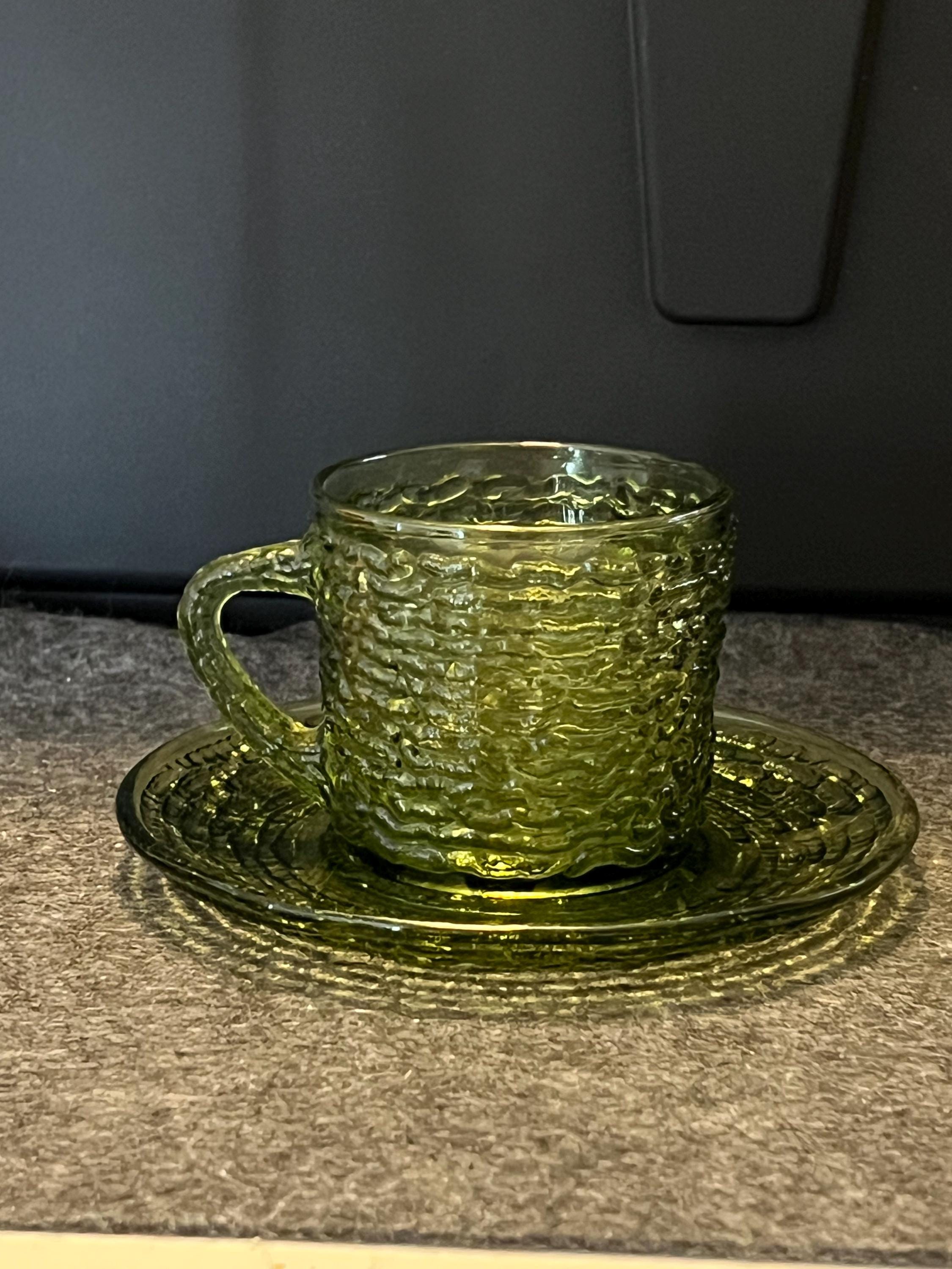 食器 ANCHOR HOCKING Vintage Anchor Hocking Sorano Avocado Cup and Saucer Set. - Etsy