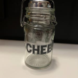 Vintage Wreaton CHEESE Glas mit Shaker Deckel und Bale Wire Closure.