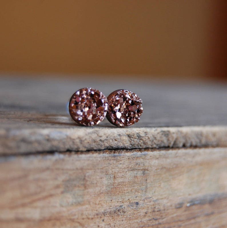 6mm 4mm 2g 00g 8mm 6g 0g 12mm Rose Gold Faux Druzy Rough Crystal Plugs for stretched earlobes Druzy gauges. 10mm