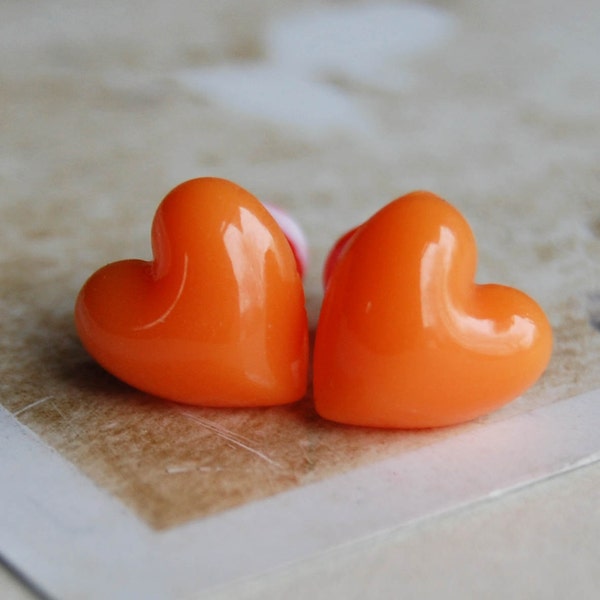 6g (4mm) Orange Puffy Heart Plugs Double Flared- for stretched ears