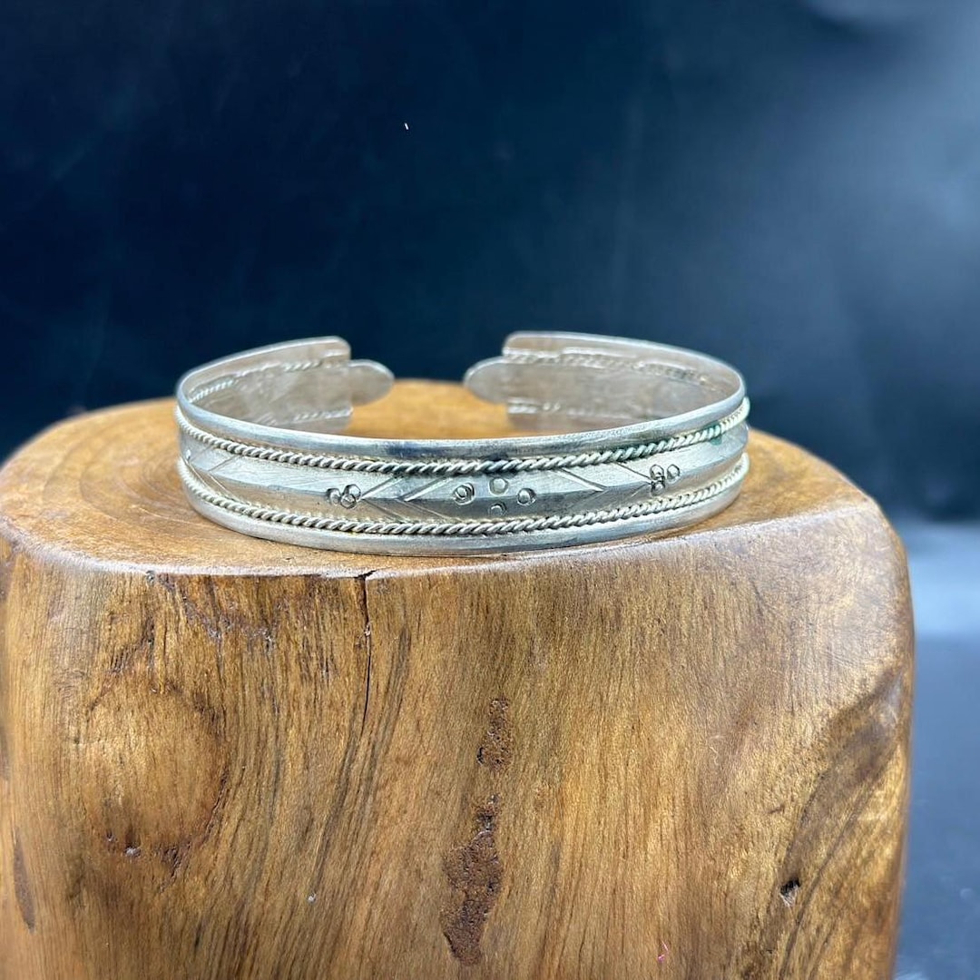 Plain Nickel C Shape Hill Tribe Bracelet With Slight Pattern - Etsy