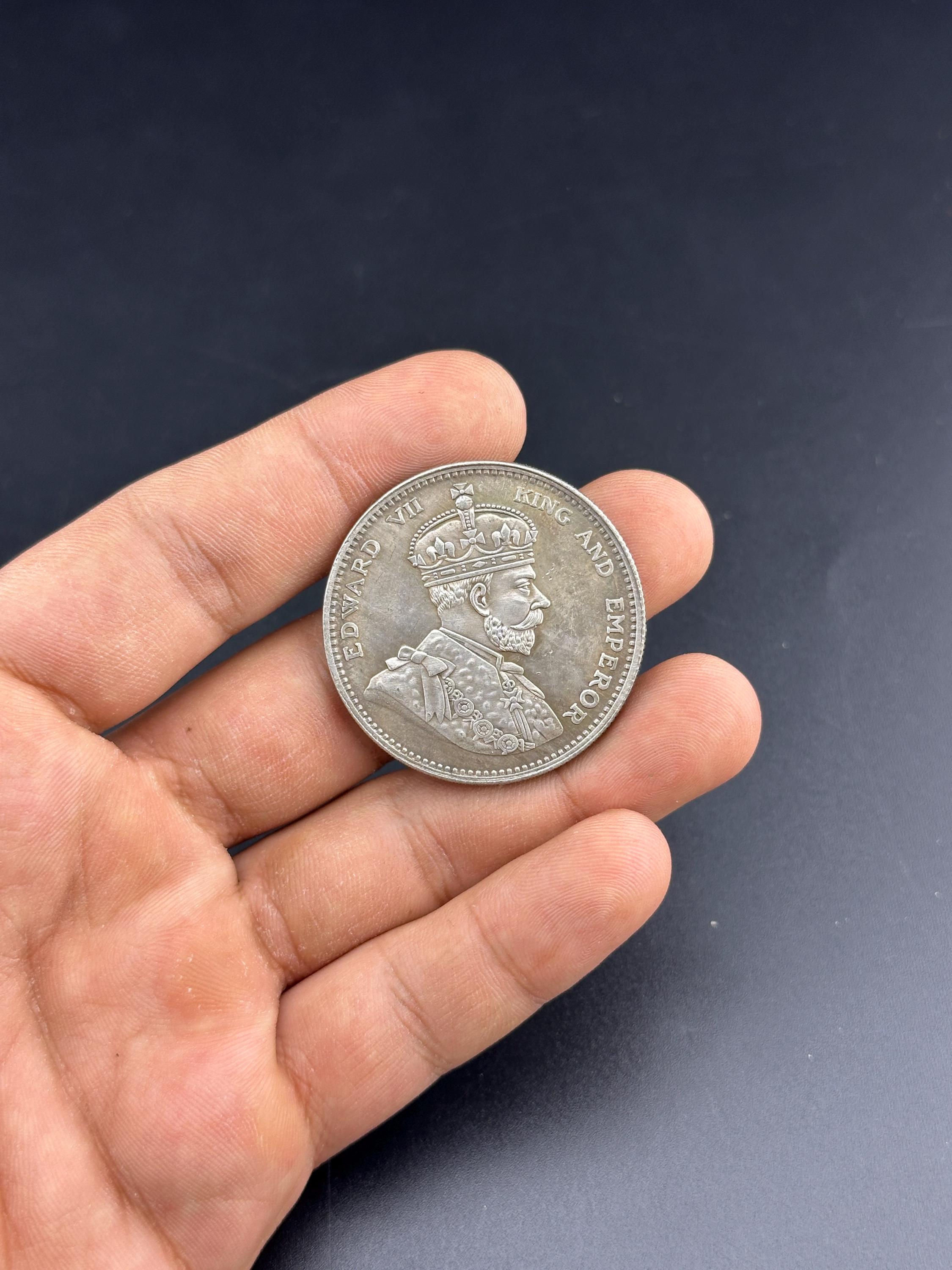 海外　銀貨　4枚まとめ アメリカ 2023年 記念貨入通常貨セット 記念貨入銀他通常貨10種