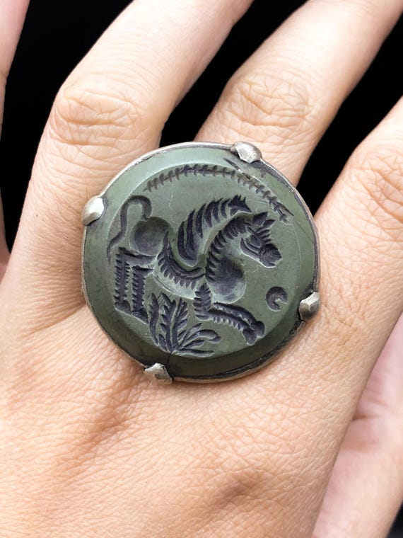 Unique Solid Silver Ring With Green Agate Carved … - image 5