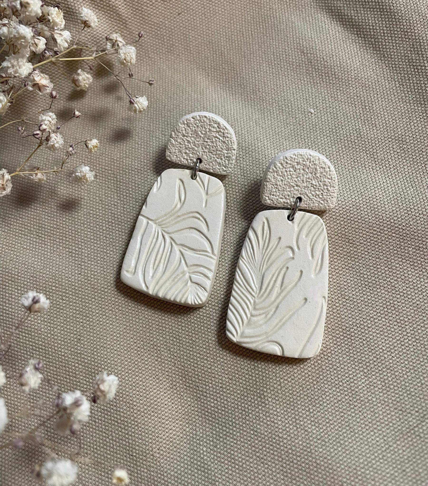 1 PAIRE de BOUCLES D'OREILLES FLEURS BOHO SPIRALES ARGENTE