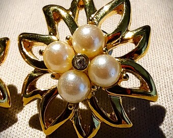 Vintage "Sunflower" Earrings with Pearls & Stones - Gorgeous!
