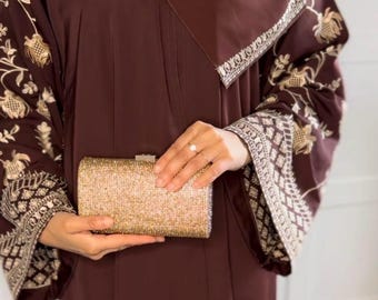 Bestickte Nidha Abaya: Braunes Muslimisches Kleid mit Schal