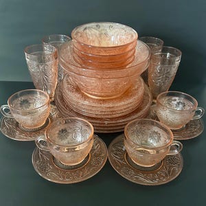 Vintage Tiara Sandwich Peach (Pink) Dinnerware Set by Indiana Glass Co - 27 Pieces