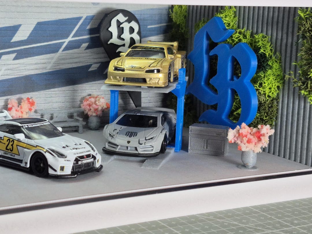 1:64 Scale LBWK Garage Diorama | JDM Diecast Car Display With LED ...