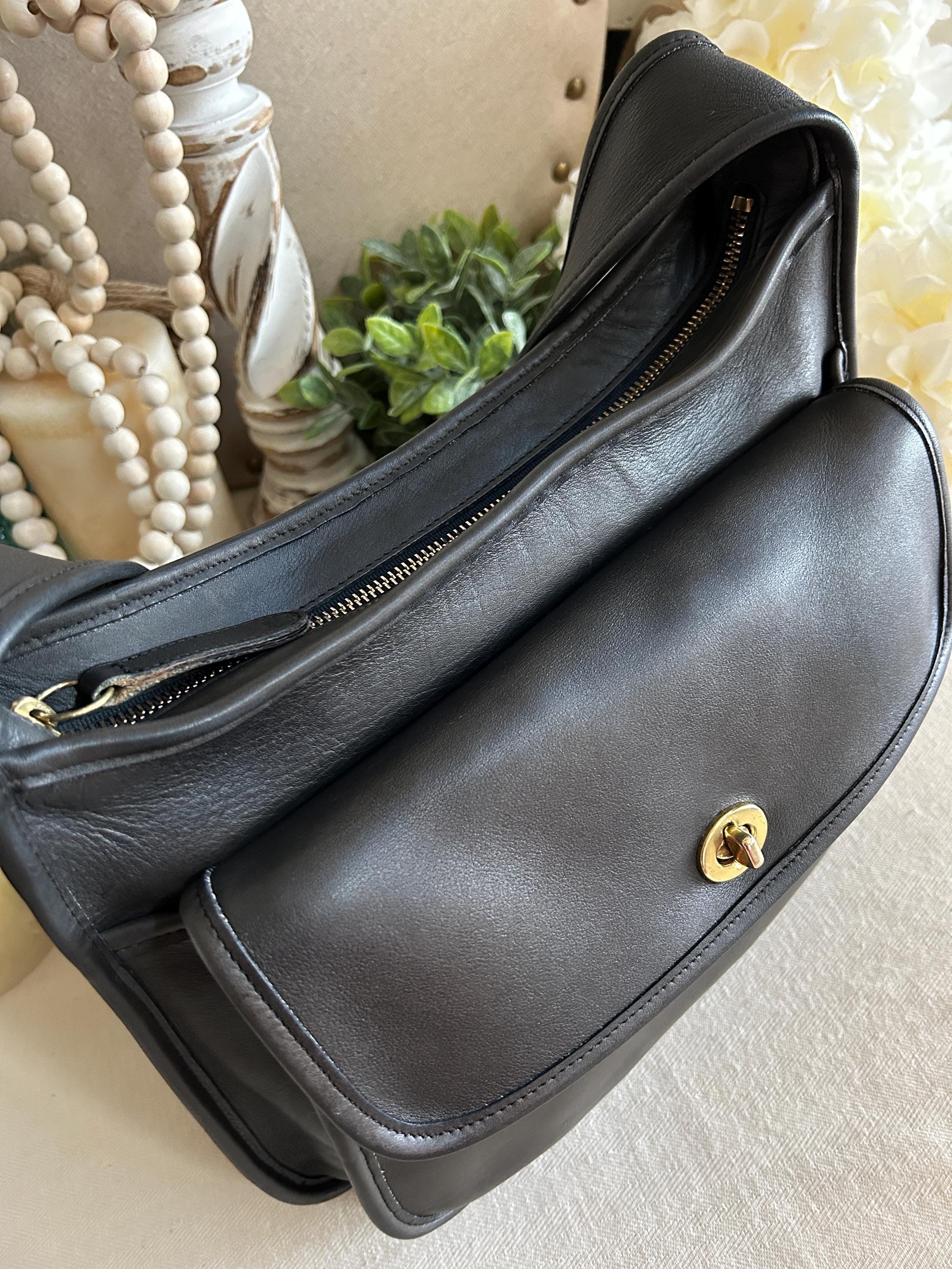 バッグ Vintage Coach Taft bag Black Leather USA Vintage Coach Taft 9980 Black Leather Turnlock Crossbody