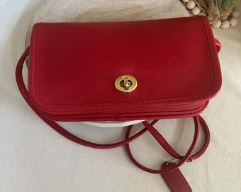 バッグ Vintage Coach Becket Shoulder Bag Red il_340x270.7267274899_auwj.jpg
