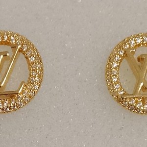 Vintage round small stud earrings Monogram LV 15 mm