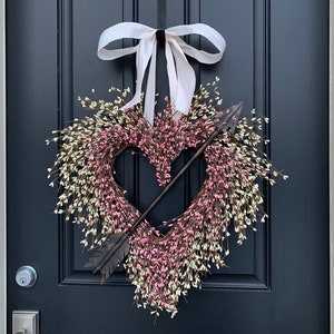 CUPID'S Arrow Wreath - Door Wreaths - Valentine's Wreath - Valentine Decor - Crazy for You - XOXO - Heart Wreath - Pink Wreaths