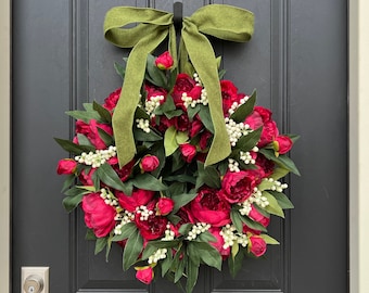 Christmas Red and Cream Peony Wreath with Cream Berries, BEST SELLER Holiday Wreath, Winter Wreaths for Front Door, Etsy Door Wreaths
