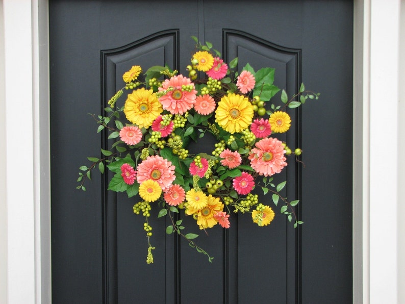 Spring Daisy Wreaths, Summer Wreath for Front Door, Gerber Daisy Wreath, Wreaths for Summer, Spring Door Wreaths, Wreaths image 3