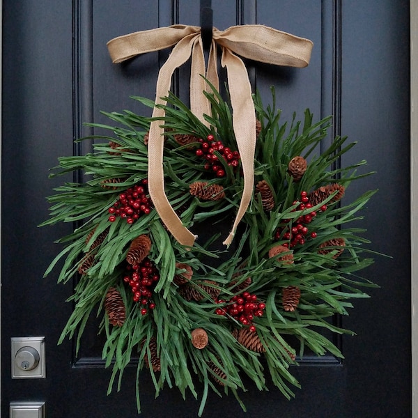 CHRISTMAS WREATH Front Door, Holiday Wreath Pinecones and Red Berries, Holiday Decor, Front Door Christmas Wreath, Christmas Decor, Garland