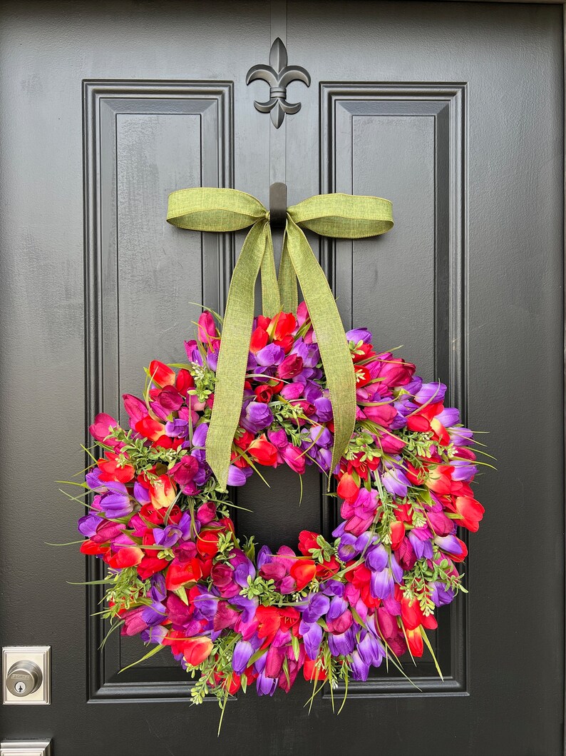 Berry Jam Vibrant Tulip Wreath, Spring Front Door Hanger, Gift for Mom image 2