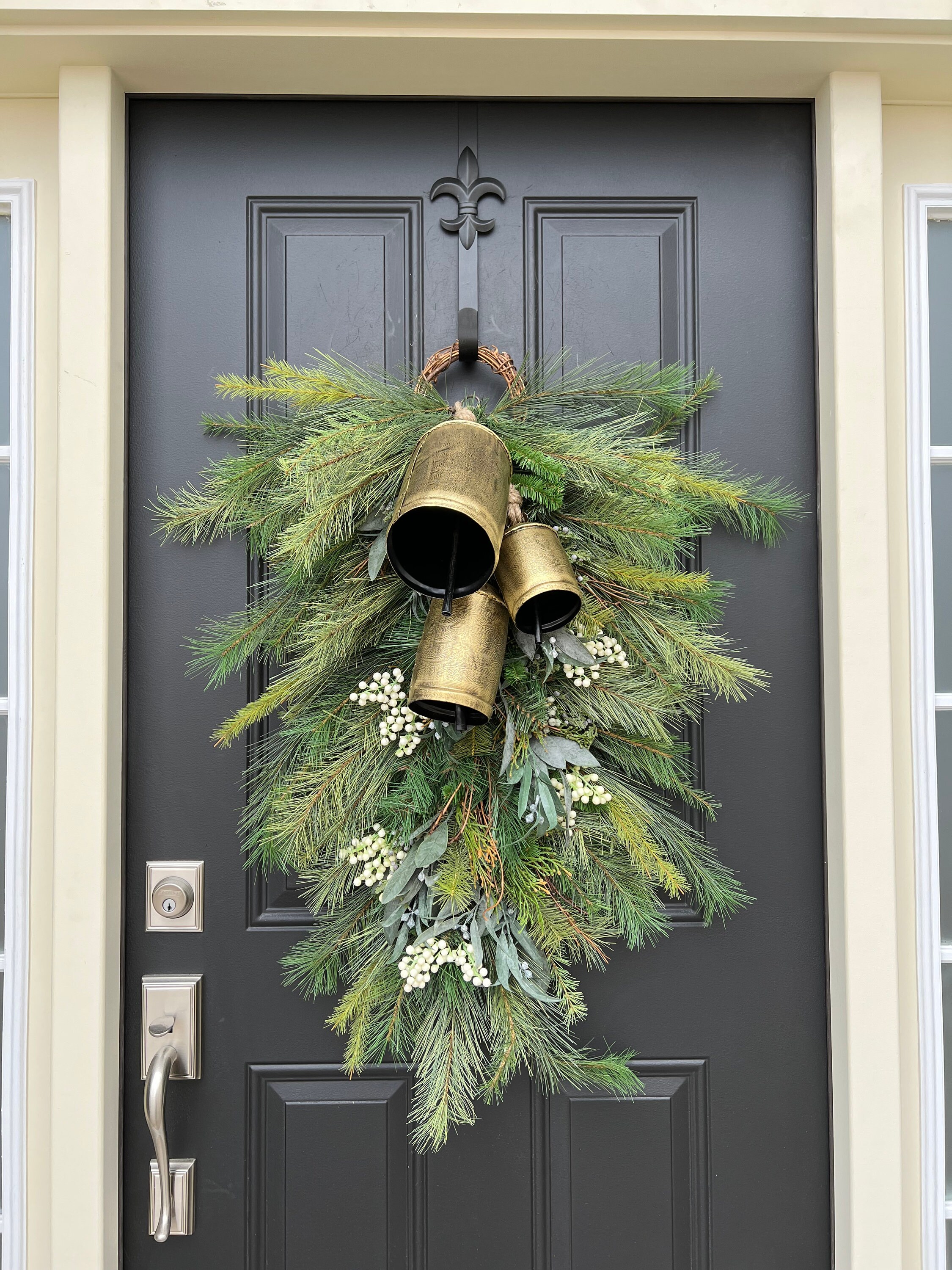 Carol of the Bells, Christmas Pine Teardrop Swag Wreath With