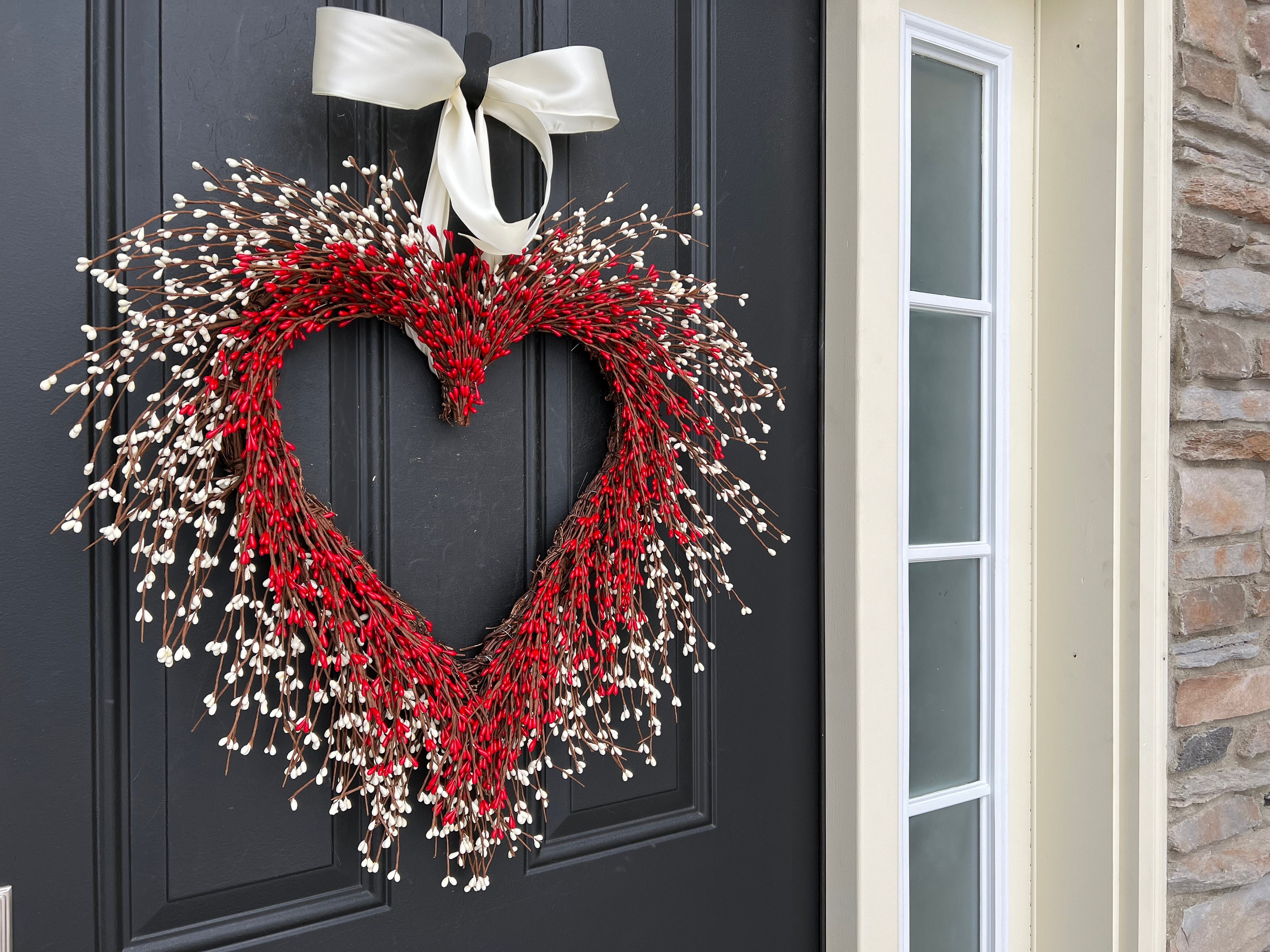 40CM Heart Wreath Love Wreath BEAUTIFUL Valentines Day Wreath Home