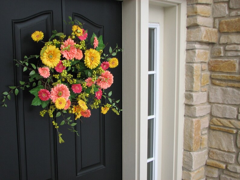 Spring Daisy Wreaths, Summer Wreath for Front Door, Gerber Daisy Wreath, Wreaths for Summer, Spring Door Wreaths, Wreaths image 4