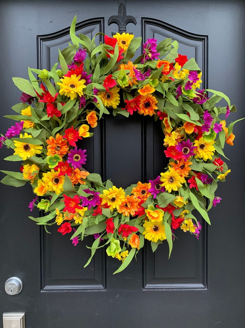 SUMMER FIESTA DECOR, Summer Daisy Door Wreath, Spring Hanger for Front Door, Summer Flower Wreath, Summer Door Wreaths, Multi Colored Wreath image 1