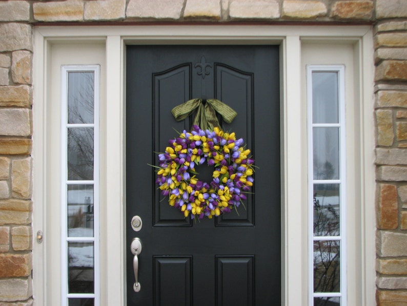 Purple Tulips Wreath Tulips Front Door Wreath Door Wreaths Yellow Spring Tulips Mother/'s Day Wreath Tulips Trending Wreaths