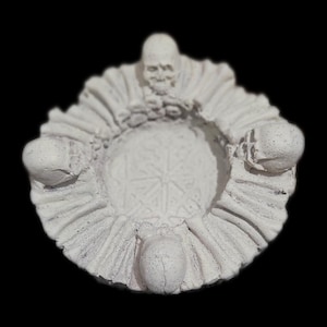 Skull ashtray
