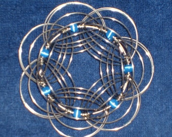 WIRE TOY, Triple wire desk,  fidget  and meditation toy.