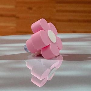 Maniglia per cassetto a forma di fiore rosa: pomello per mobiletto floreale e femminile