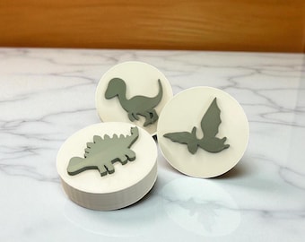 恐竜の引き出し取っ手 – 子供部屋の家具や保育室の装飾にぴったりの楽しい恐竜の取っ手